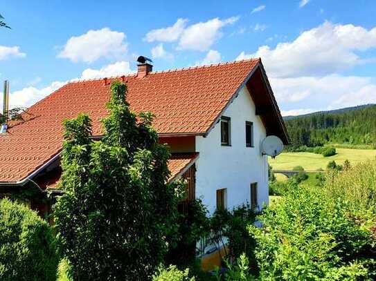 Exklusives Landhaus in Langdorf mit Einzigartigem Charme und Potenzial für Erneuerbare Energien