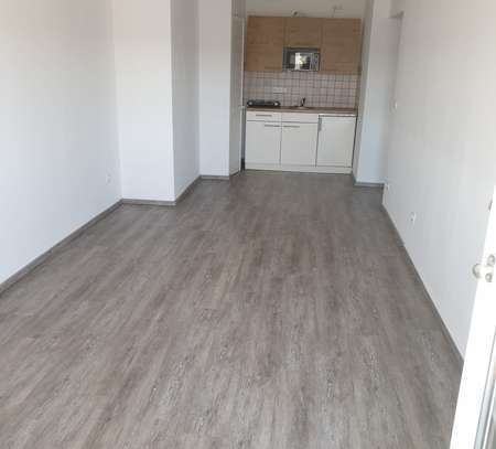 Schöne 2 Zimmer Wg. mit Balkon in Dreieich-Spr. sucht Nachmieter