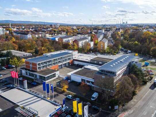 Gewerbe-Komplex mit starker Rendite in Hanau - 2 Bürohäuser und 1 Supermarkt