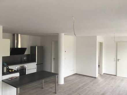 Neuwertige Zwei-Raum-Wohnung mit Terrasse und EBK in Neckartailfingen