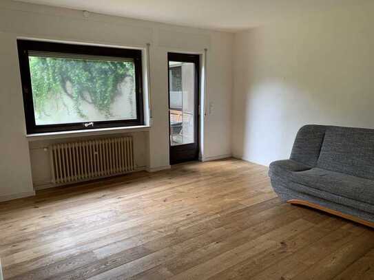 Schöne 2-Zimmer-Wohnung mit Terrasse u. direkter Gartenzugang