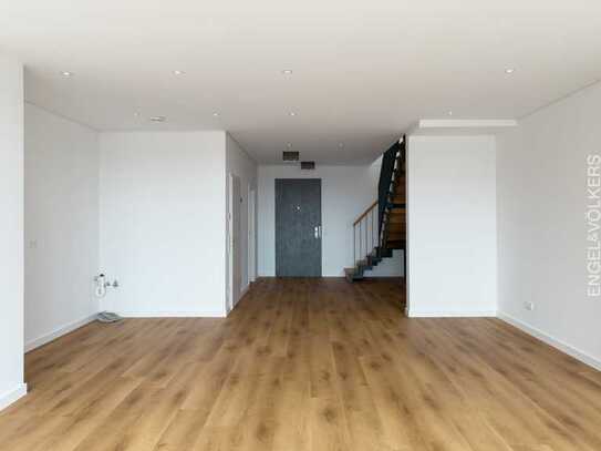 Exklusives Wohnen über den Dächer von Weinheim (4 Zimmer; 153m²)