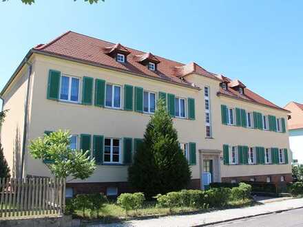 Gepflegte Familienwohnung mit Garten freut sich auf neue Bewohner!