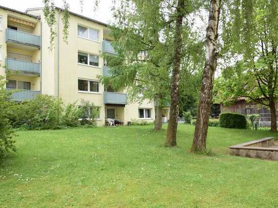 Modernisierte 2,5-Zimmer-Wohnung mit Balkon in Oberschleißheim