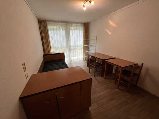 1-Zimmer-Appartement mit Balkon und EBK