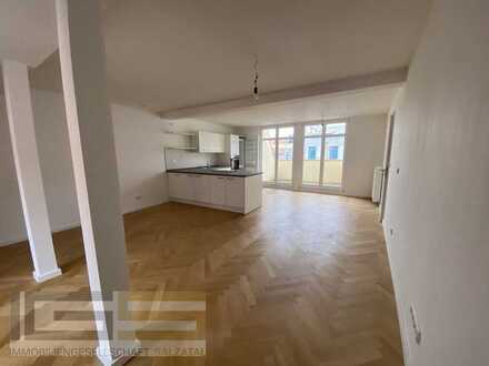 Tolle 3 Zimmer Wohnung mit Wohnküche und Balkon im Herzen der Stadt