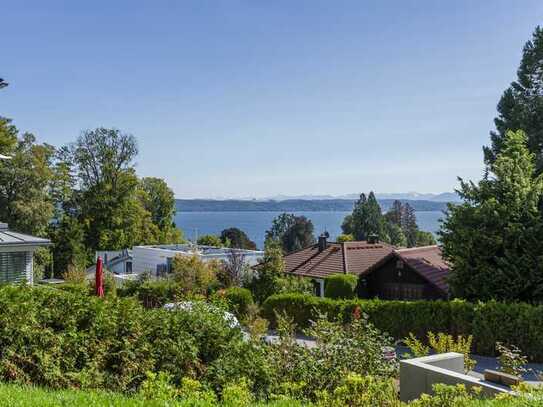 Moderne Erdgeschoss-Wohnung mit Seeblick und großer Terrasse