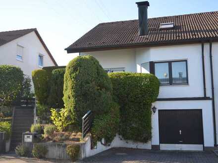 Schöne und ruhige Doppelhaushälfte in Hinterweil