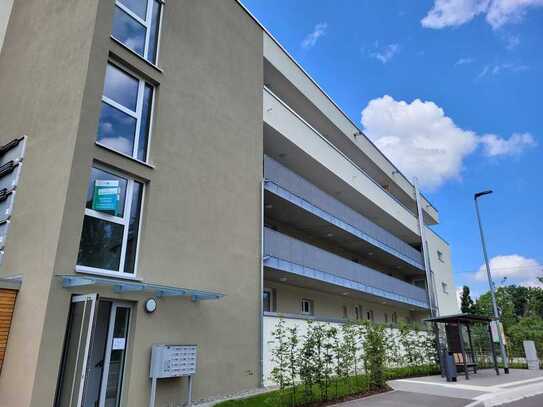 Attraktive 2,5 Zimmer Wohnung mit großem Balkon