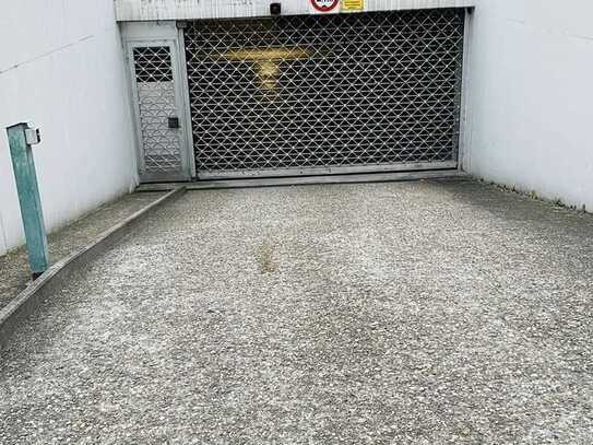 Tiefgarage Stellplatz