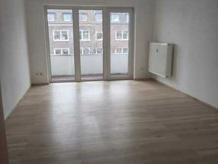 Modernisierte 3-Zimmer-Wohnung mit Balkon in Duisburg-Duissern