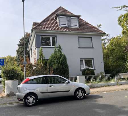 Geräumiges 12-Zimmer-Haus in Neu-Isenburg Westend. Vom Eigentümer.