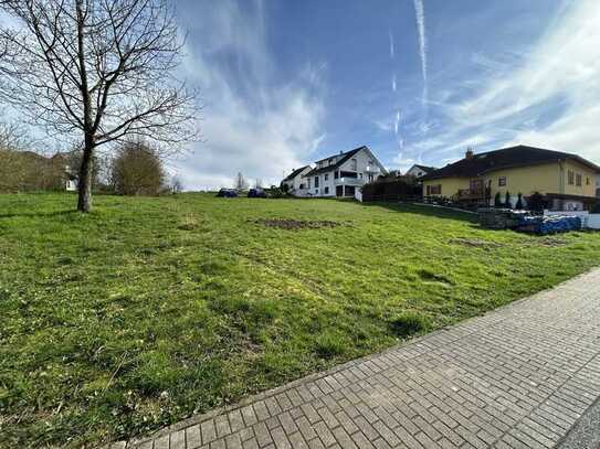 Sonnige Aussichten! Baugrundstück in Münzesheim