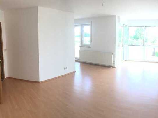 Sanierte 2-Zimmer-Etagen-Wohnung mit Balkon in Erfurt-Kühnhausen