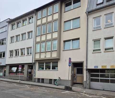 ***Mittendrin - zentrale 3-Zimmer-Wohnung in Stuttgart-Mitte***