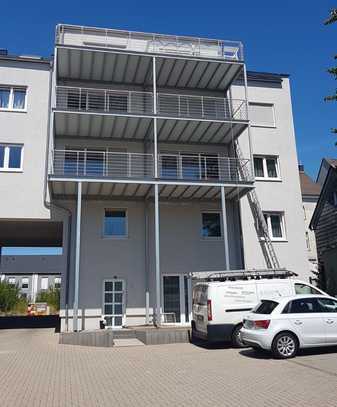 Ansprechende 3-Zimmer-Wohnung mit luxuriöser Innenausstattung zum Kauf in Solingen~Aufzug~Barrierefr