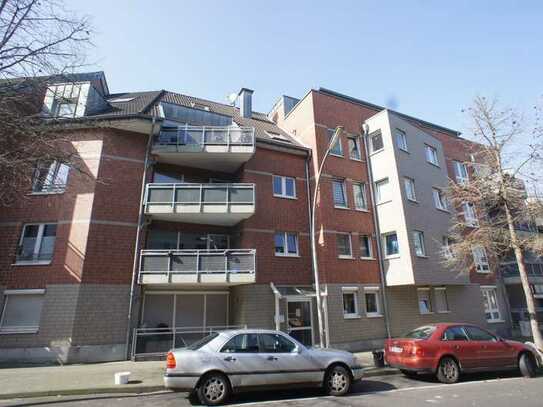 Familienfreundliche helle Wohnung mit Balkon im Herzen von Mönchengladbach
