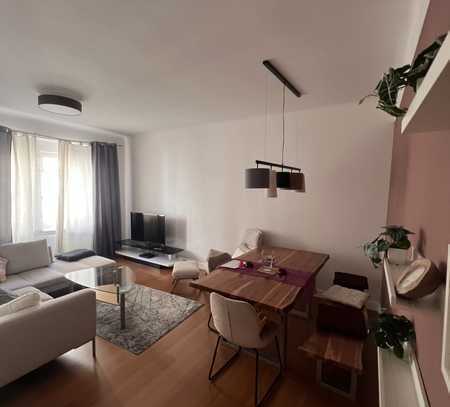 Möblierte 3-Zimmer Wohnung mit Balkon und Einbauküche