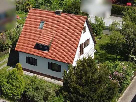 WERTSPEICHER Baugrundstück mit Altbestand "GREEN-LIVING" in ruhiger TOP Zentrumslage von Germering