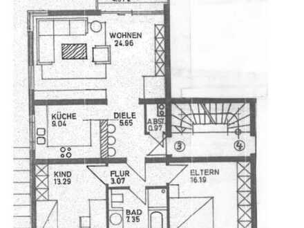 Exklusive 3-Raum-Wohnung mit gehobener Innenausstattung mit Balkon und Einbauküche in München Allach