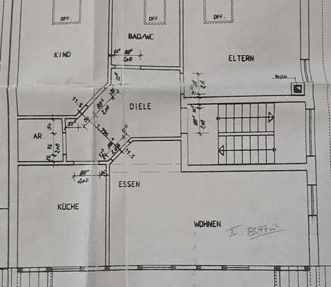 Helle Dachgeschoss Wohnung mit Terrasse in Windhagen Hallerbach