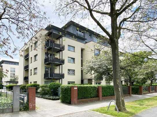 Moderne, helle 3-Zimmer-Wohnung mit großer Dachterrasse in der Nähe der Uniklinik