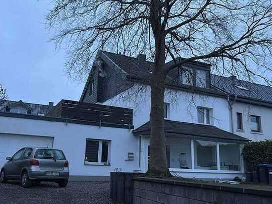 Großzügiges Einfamilienhaus oder Mehrgenerationen-Haus in Stolberg Zweifall