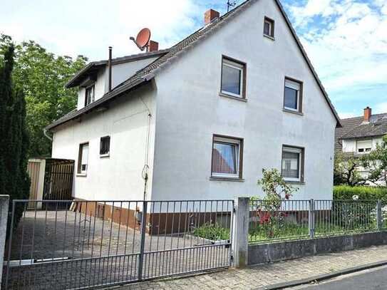 2-Familienhaus bezugsfrei mit Ausbaupotenzial