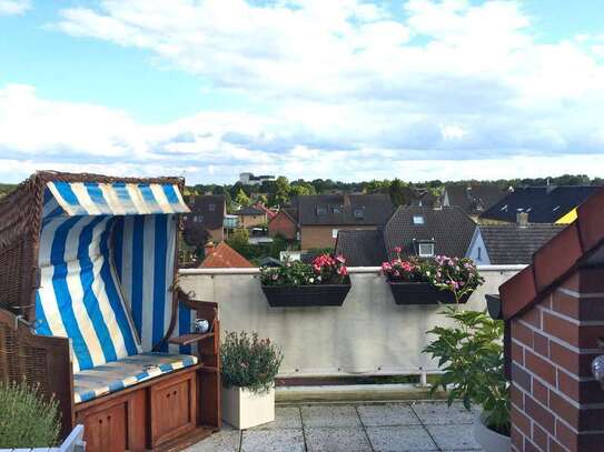 Ihr Blick auf Holsterhausen - helle und moderne DG-Wohnung mit großer Dachterrasse, TG-Parkplatz