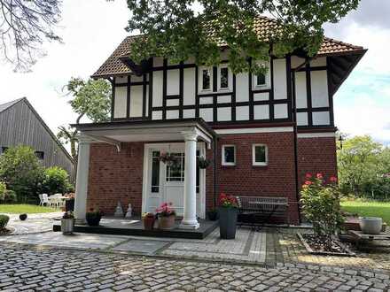 historisches "Landhaus" im englischen Stil * ca. 263m² Wohn-/Nutzfläche *