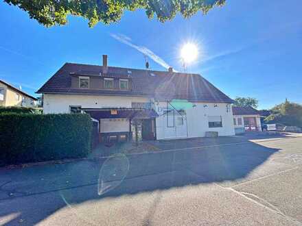 Großzügiges Mehrgenerationen-Haus mit großem Garten und Terasse