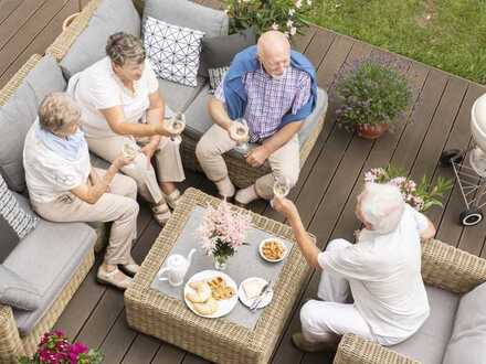 Neubau - großzügige und energieeffiziente Hochparterrewohnung, sehr große Terrasse inklusive!