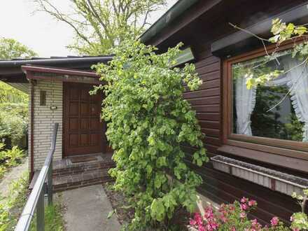 Idyllisch gelegener Bungalow mit viel Potenzial in Neugraben-Fischbek (Erbbaurecht)