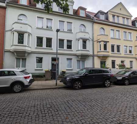 2,5 Zimmer Wohnung mit eigenem Garten und Einbauküche in Hannover-Döhren *provisionsfrei*