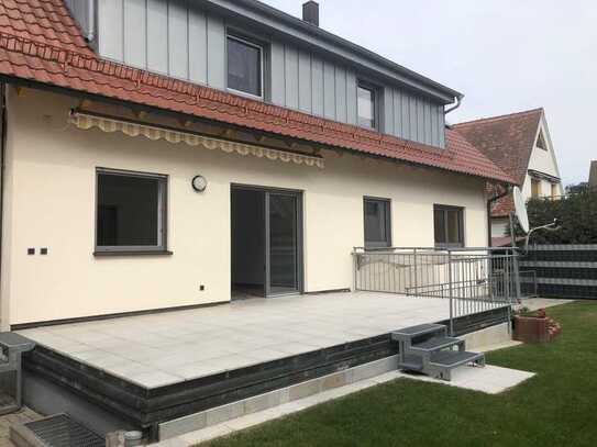 Charmante 4-Zimmer-Erdgeschosswohnung mit Terrasse in Thurn