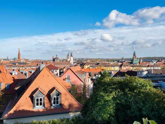 Grundstück am Fuße der Festung Marienberg