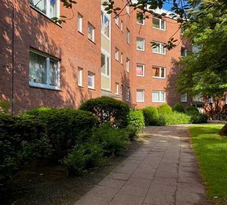 Helle Wohnung mit Balkon!