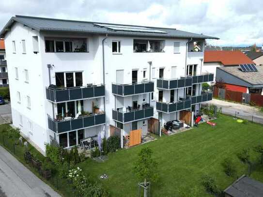 Neuwertige 3-Zimmer-Wohnung mit Garten und Terrasse in Traunstein!