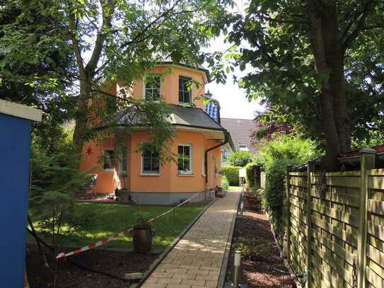 **SG-AUFDERHÖHE ** FREISTEHENDES EINFAMILIENHAUS BAUJAHR 2002 MIT DOPPELGARAGE, GARTEN, 2 TERRASSEN