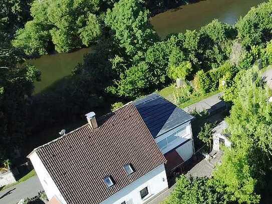 "Charmantes freistehendes Haus mit Wintergarten, Garage und Renovierungspotenzial zu verkaufen"