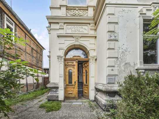 Ein Juwel in Celle ! Historische Villa nach Denkmalschutzvorgaben saniert in exzellenter Wasserlage