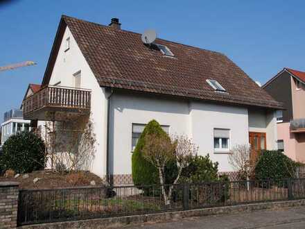 Zweifamilienhaus in Graben-Neudorf (freistehend)