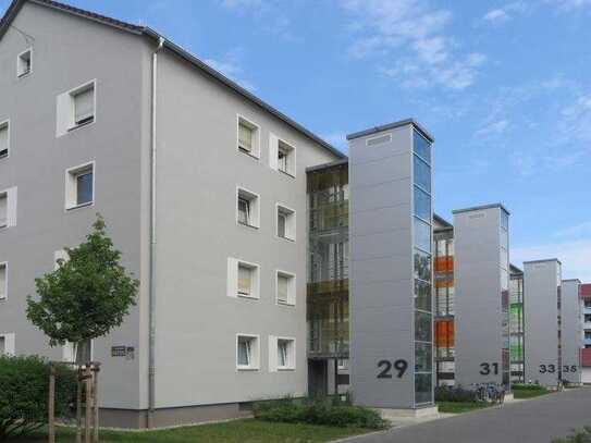 3-Zimmer-Wohnung mit Balkon im Hochparterre