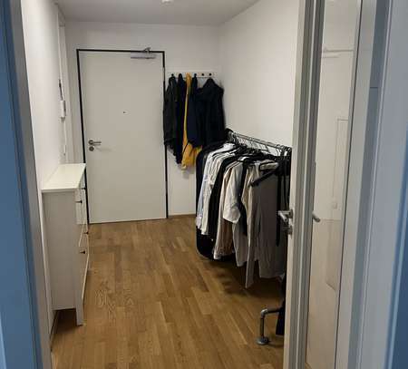 Stilvolle 1-Zimmer-EG-Wohnung mit gehobener Innenausstattung mit EBK in Frankfurt