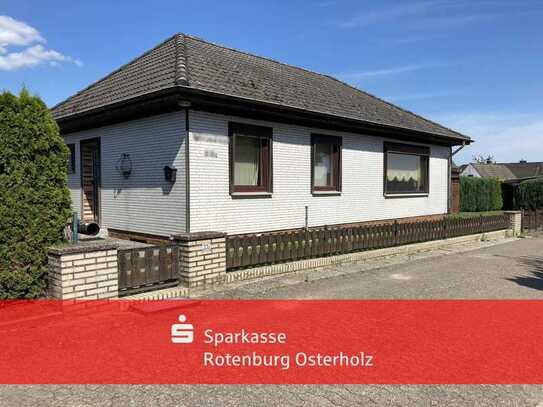 Hambergen-Spreddig: Kleiner 4-Zi-Bungalow mit traumhaften Grundstück