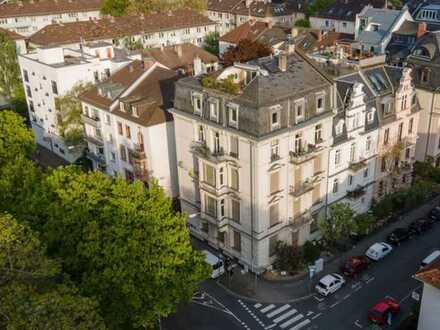 Kapitalanlage-Gelegenheit im Frankfurter Westend - 5-Zimmer-Altbau Wohnung mit Garten