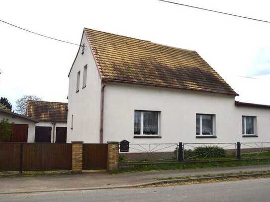 Geräumiges, preiswertes und gepflegtes 7-Zimmer-Einfamilienhaus in Falkenberg Trossin