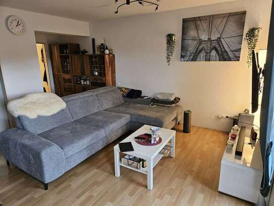 Helle, attraktive 3-Zimmer-Wohnung mit Einbauküche in Bornheim