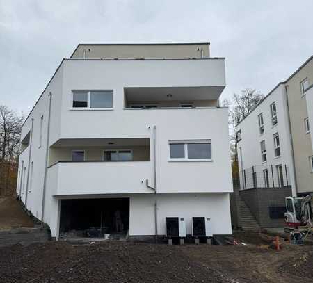 Hochwertige 2-Zimmer-Wohnung, Erstbezug mit Balkon und Tiefgaragenstellplatz