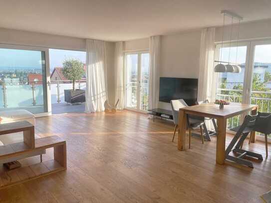 Exklusive 3,5 Zimmer Wohnung mit 2 Balkonen und traumhafter Aussicht